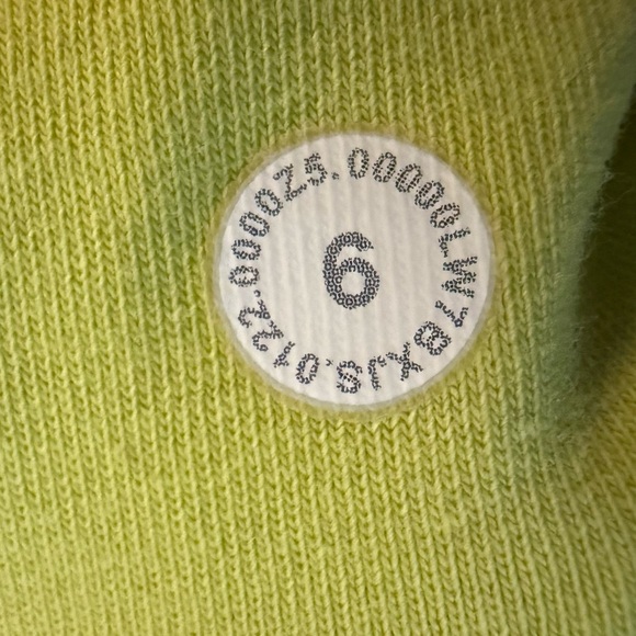 Lululemon Loungeful High-Rise Shorts 4” -Electric Lemon Sz 6 Excellent condition - Picture 8 of 8